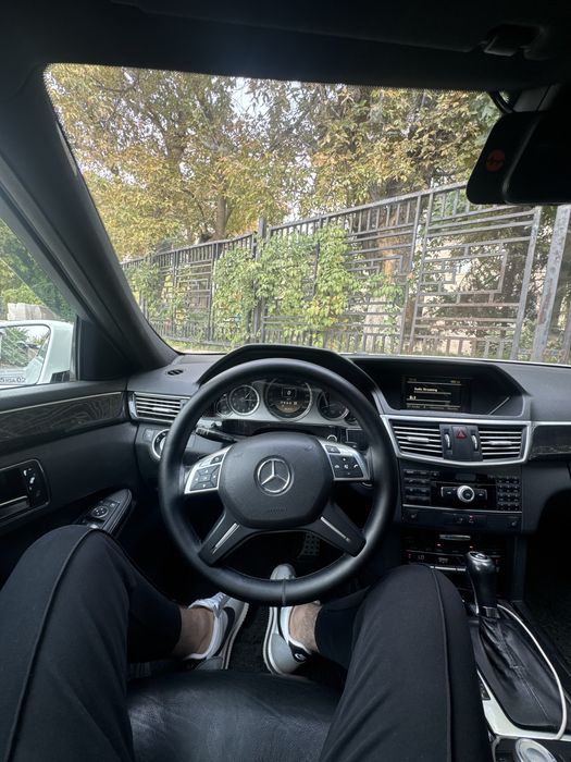 Продаеться руль На мерседес