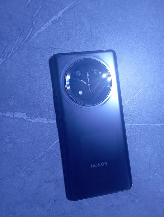 Honor x9c 5g 256 gb 6600 mAh