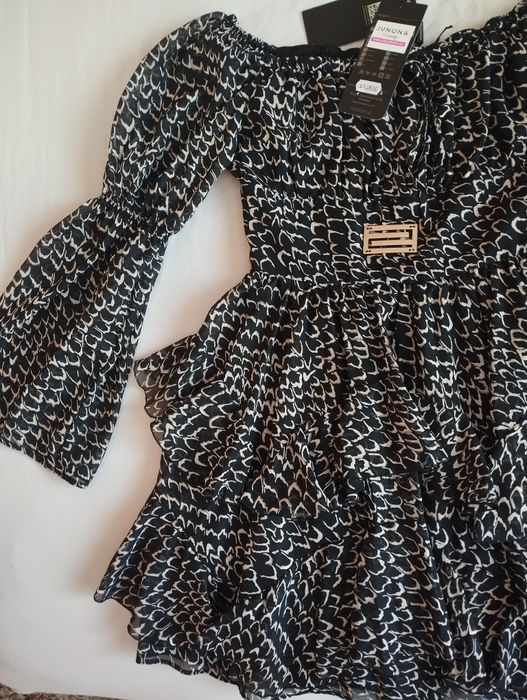 Нова рокля на Jonona