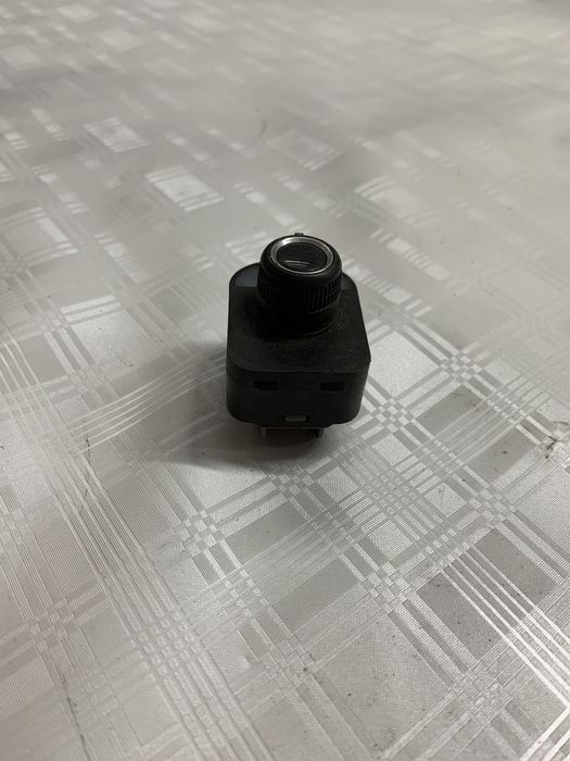 buton reglaj oglinzi audi a4 b8 - motorina 2011