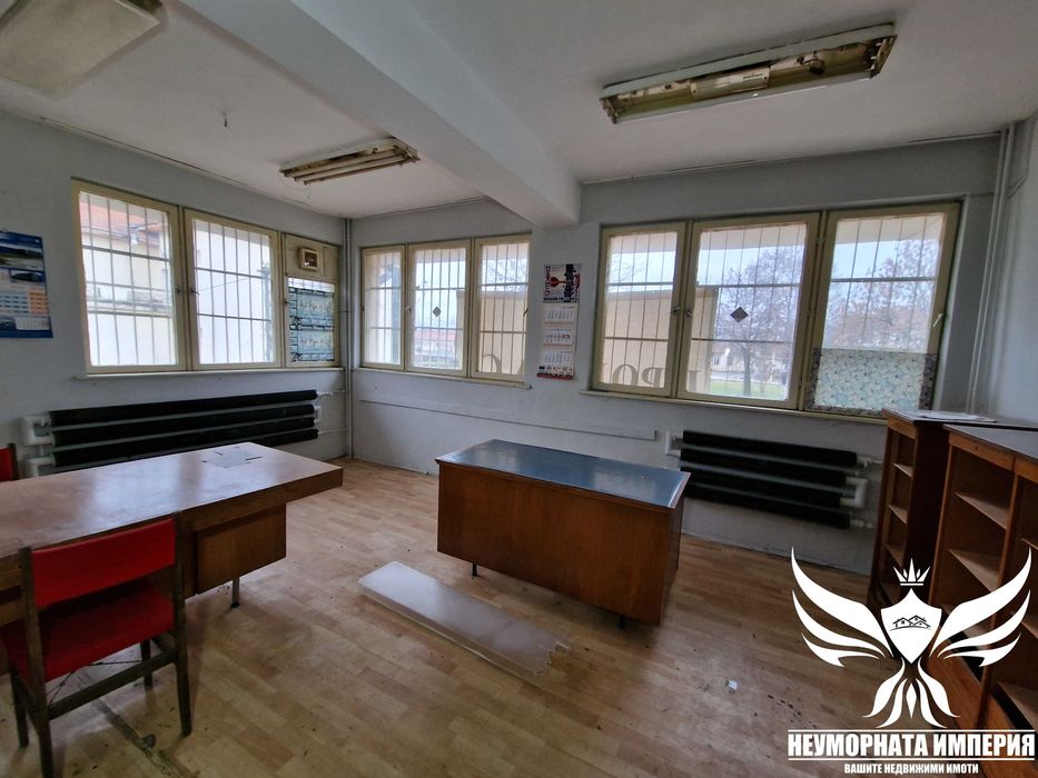 Продавам помещение/офис/аптека с РЗП 175кв. в с.Старосел, общ. Хисаря