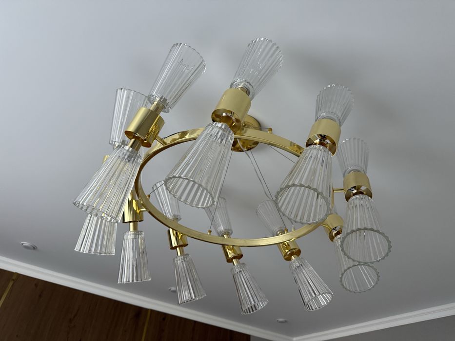 Подвесная Люстра 12шт лампочка