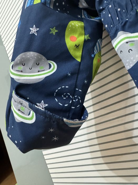 Продам весенне-осенний комбинезон трансформер