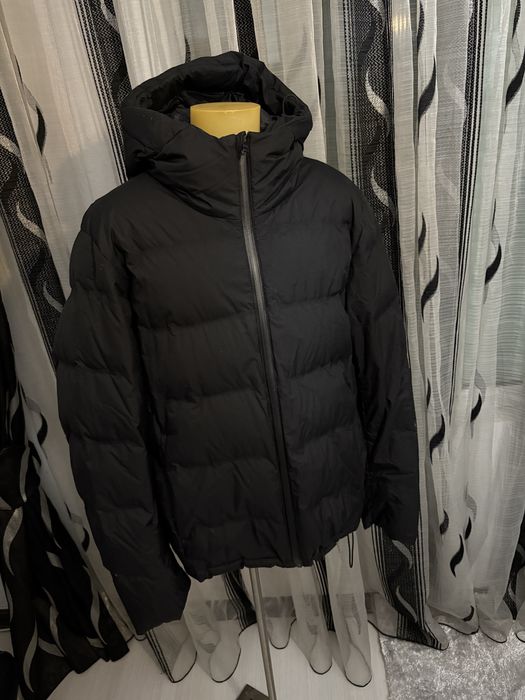Uniqlo якета.