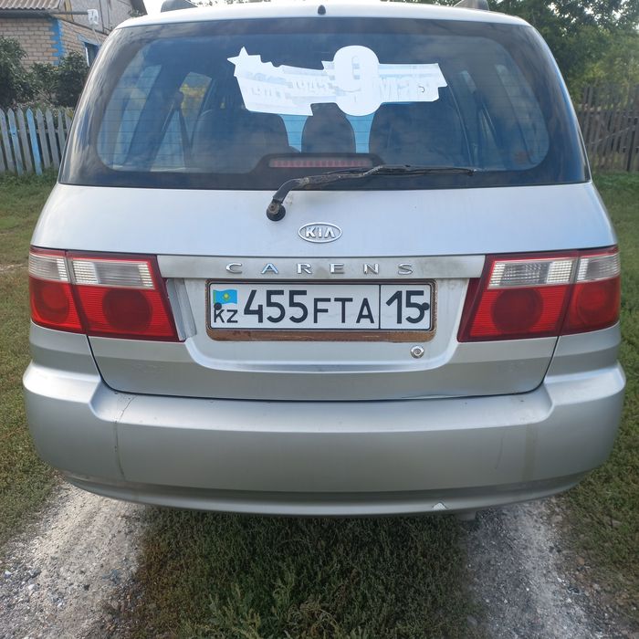 Продам автомобиль Кия каренс