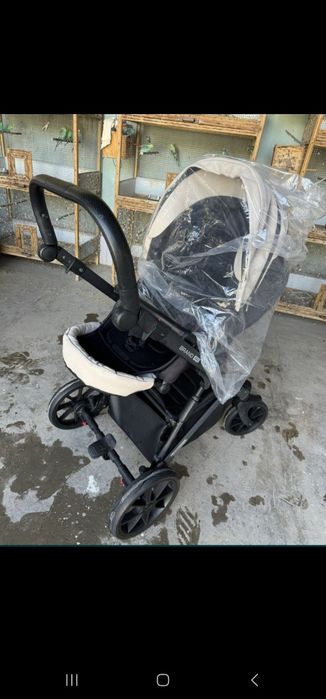 Продается фирменная коляска польша