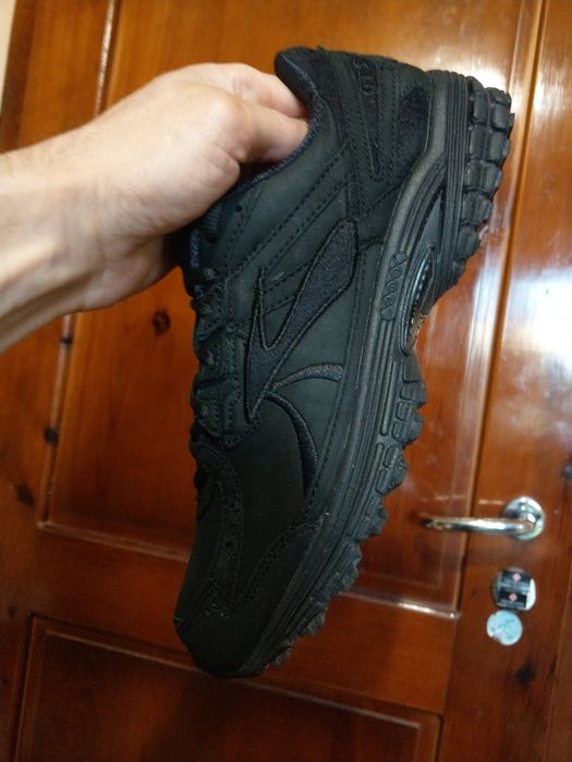 Brooks 43нм. 27,6см.