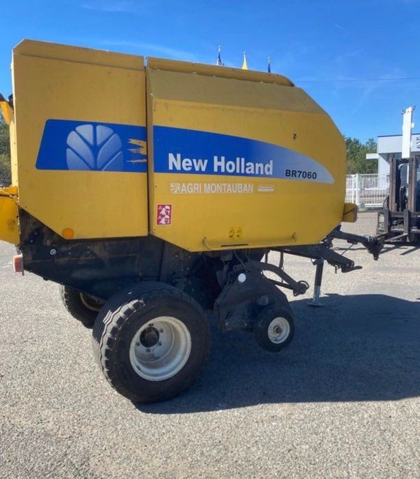 Presă de balotat New Holland BR 7060