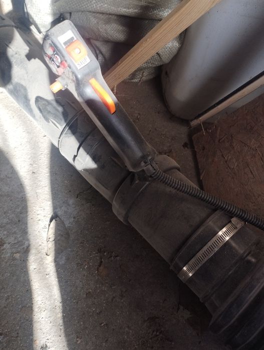 Воздуходувка бензиновая.