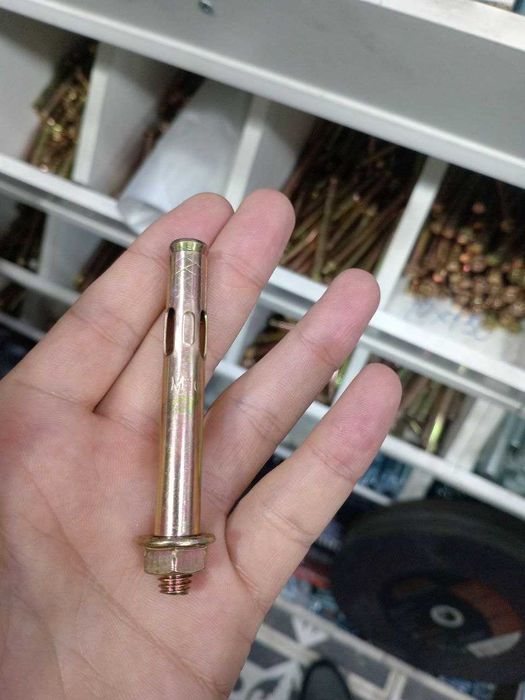 болт анкерный( anker bolt) . Болт(bolt) ,
