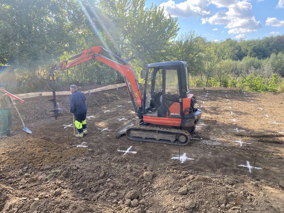 Miniexcavator dumper de inchiriat fose septice lucrari pavaje foreza