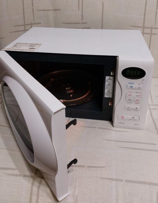 Микроволновка Samsung рабочая