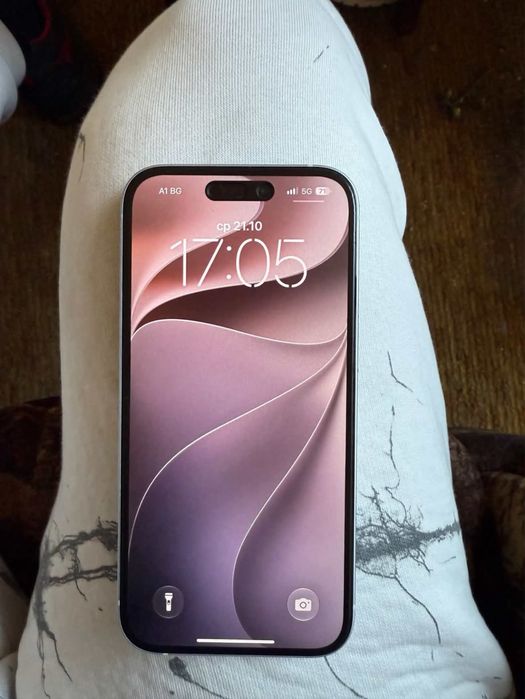 Здравейте продавам Iphone 15 white