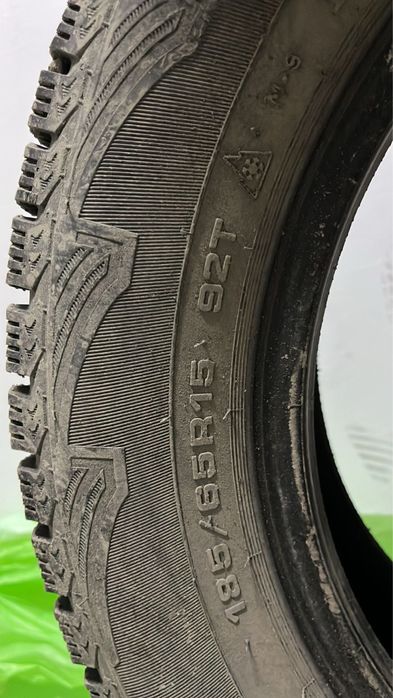 Продам шины 185/65/15