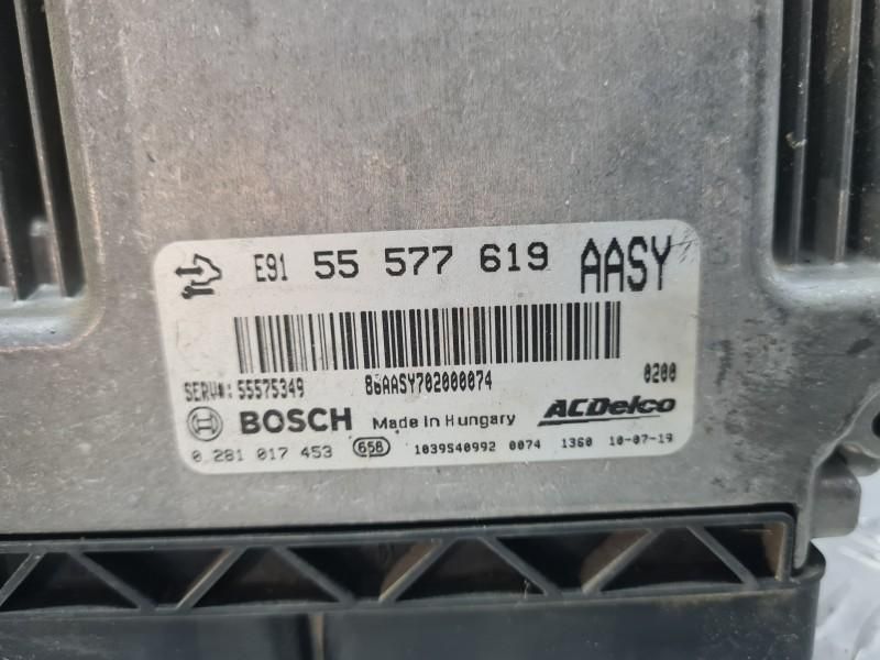 Calculator motor ECU Opel Insignia A