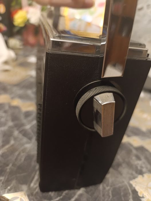 Советский портативный транзисторный радиоприемник Спидола 230-1