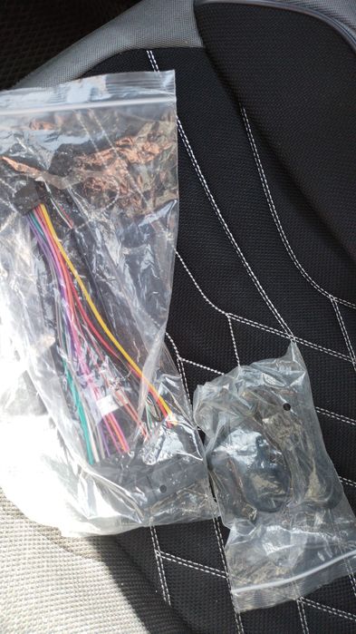 Андроид манитола на автомобиль