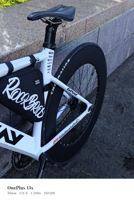 Fixed gear Gray F15