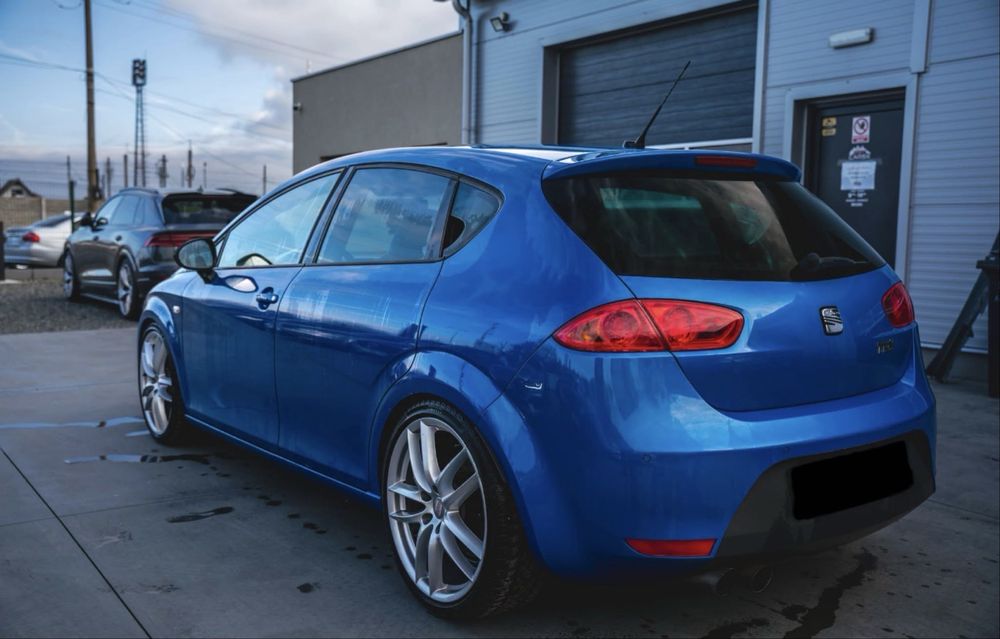SEAT Leon 2011 — imagine 5