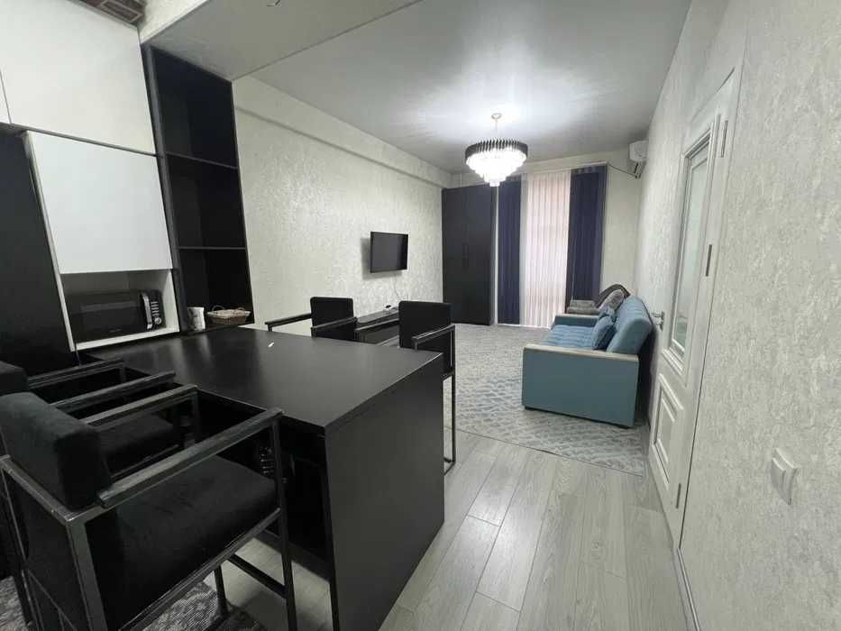 R5 Сдаётся Классная квартира 2/1/5 на Кадышева, ор-р Авиасозлар!