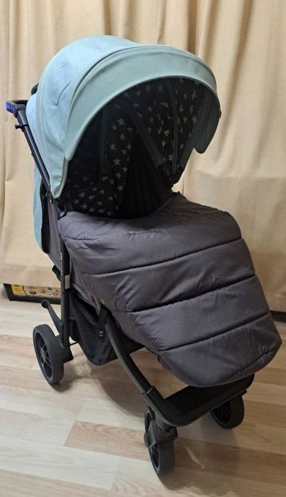 Детская коляска. В отличном состоянии