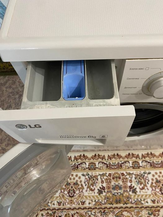 Продам стиральную машину LG