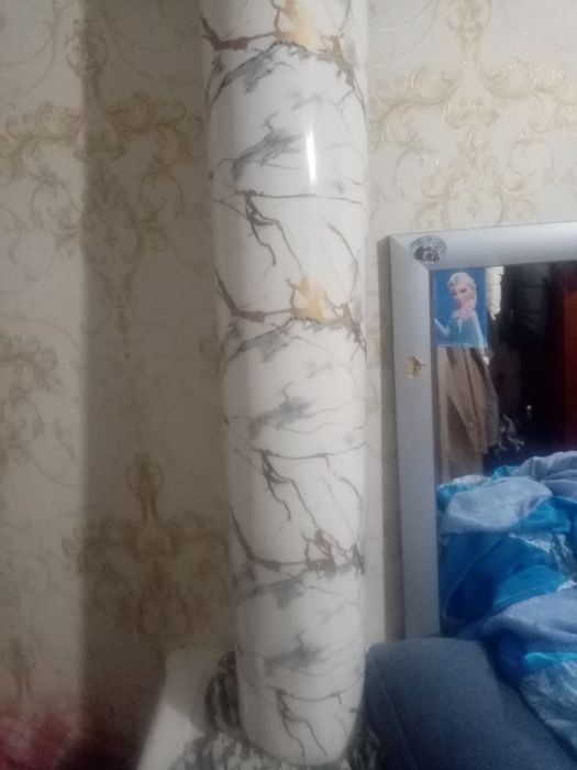 Продам обоий самоклеюшие