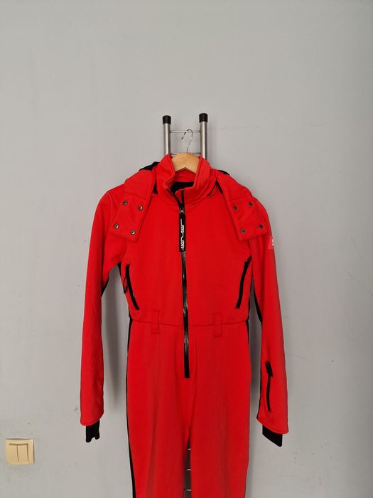 Страхотен ски гащеризон ASOS размер 40