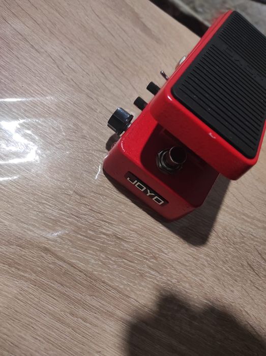 Педаль эффектов wah wah