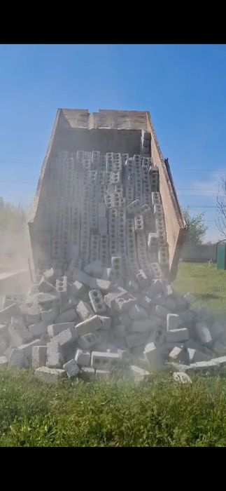 Шлакоблок строительный