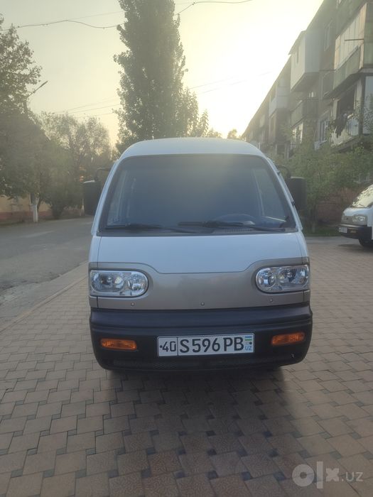 Damas 2023-24 kraska toza 81ming yurgan polik-chehol kovrik 4ta yumsho