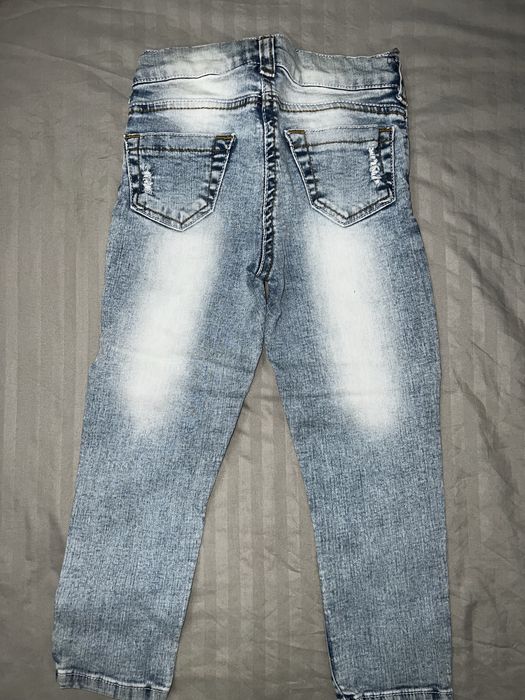 Джинсы штаны модные на девочку 3-7 лет