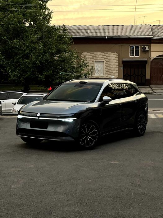 Zeekr 7X 2025 года