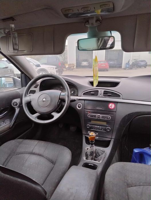 Renault Laguna (комби) на части или цяла.