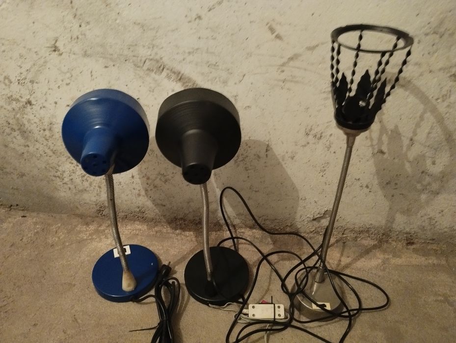 Стари настолни лампи