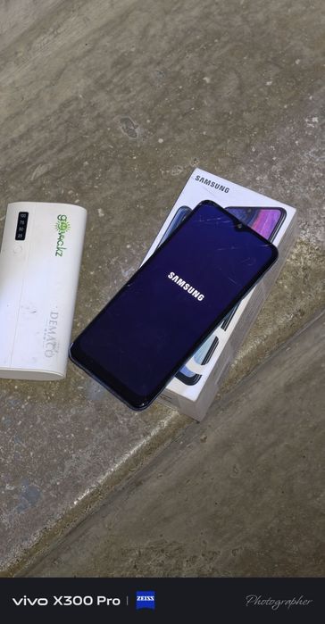 Айфон хс на 64 Гб и самсунг а50 на 128 гб