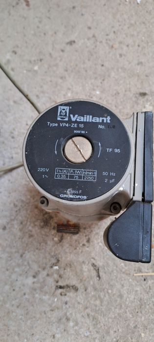 Помпи за парно Vaillant