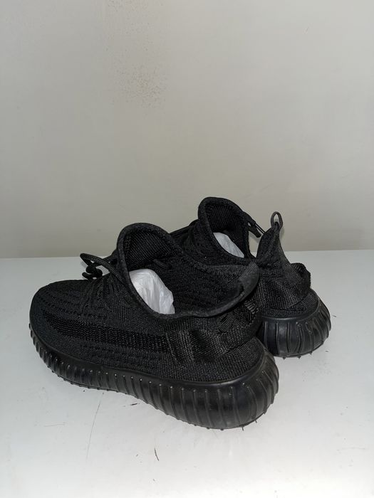 Кроссовки оригинал размер 37