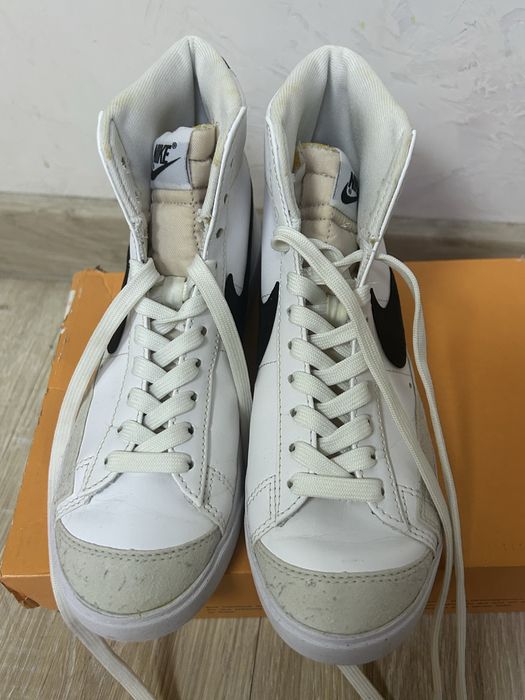 продам оригинальные кросовки nike blazer