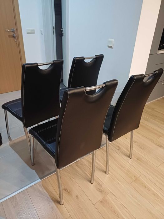 Продавам столове за трапезария