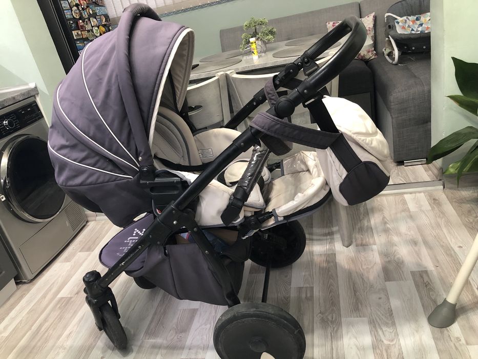 Количка Zippy 3 в 1