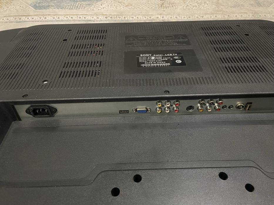 Телевизор 32 и 22 дюйма