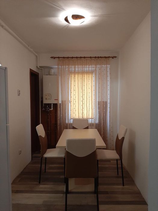 De inchiriat apartament Infratirii