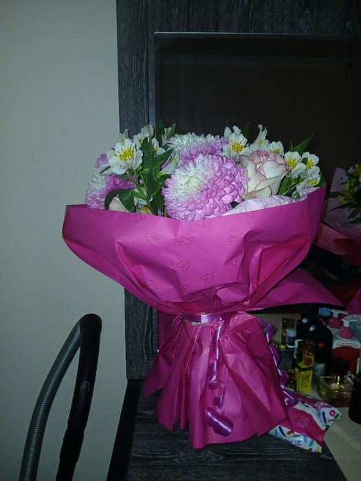 Tabiy gullar srochna sotiladi