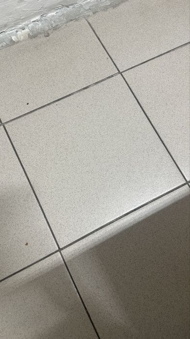 Продам кирпич силикатный и кафель