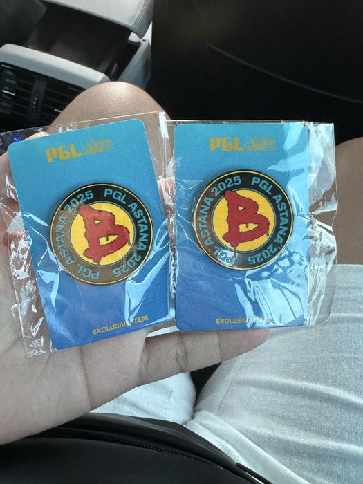 Обмен пинов PGL Astana