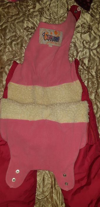 Продам комбез на девочку