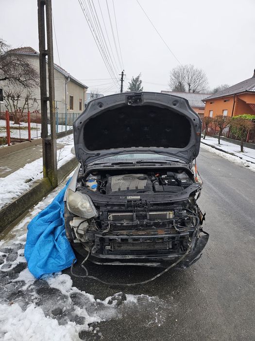 VW Golf plus 6 2010 1.6 TDI avariat