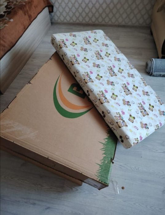 Продается детская кровать для детей до 3х лет