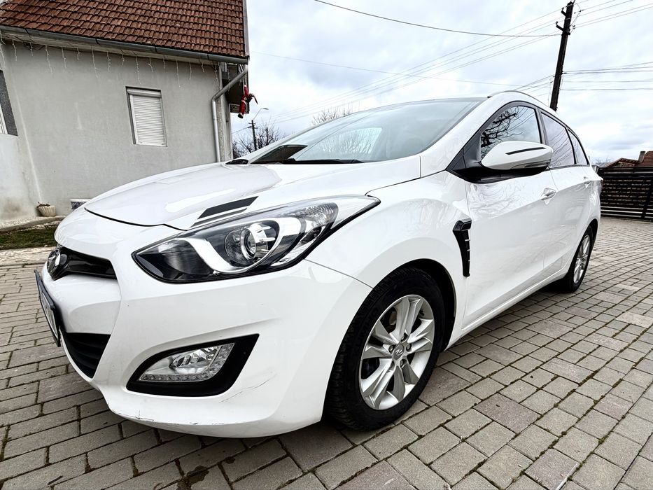 Hyundai i30 1,6d 136000km